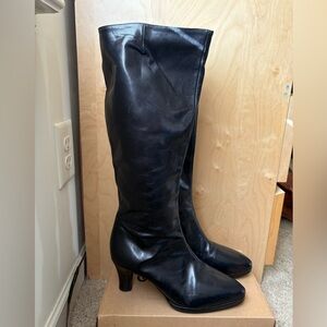 Women’s Tall Black Boot size 8